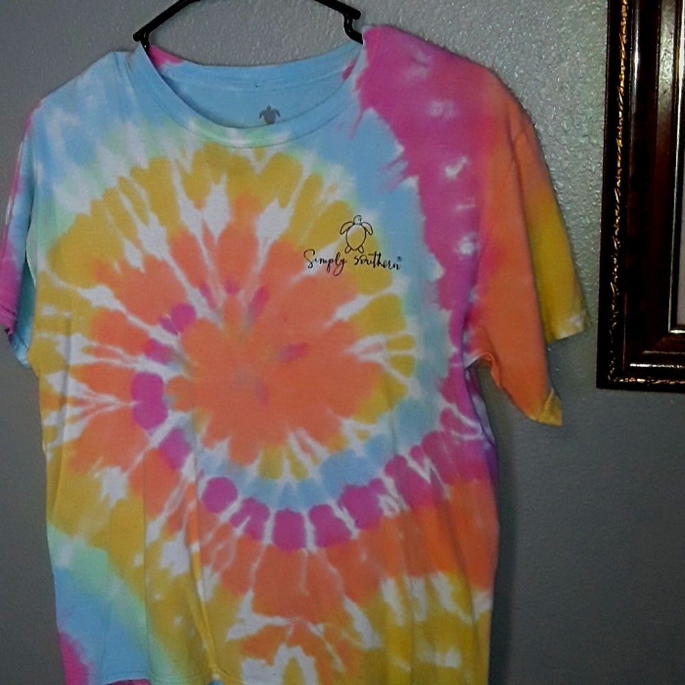 A youth large simply southern t shirt